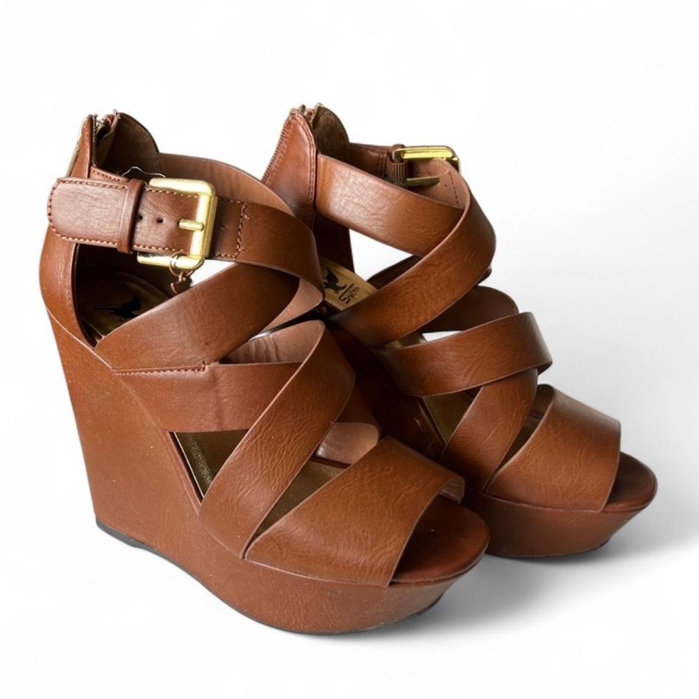 Sheikh Women's Tan Wedge Sandals with Buckle Strap